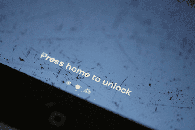 How-To Unlock iPhone Home Screen in iOS 10