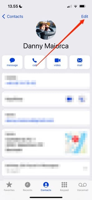 Edit contact card on iPhone