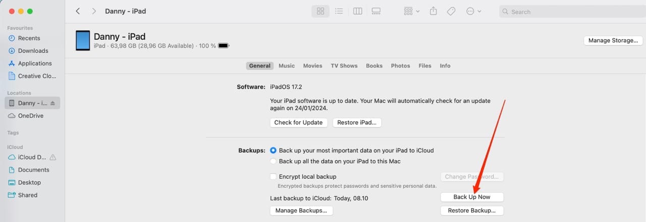 The button to back up your iPad via Finder