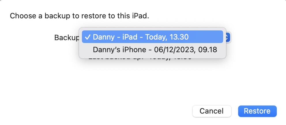The different options to restore an iPad via Finder