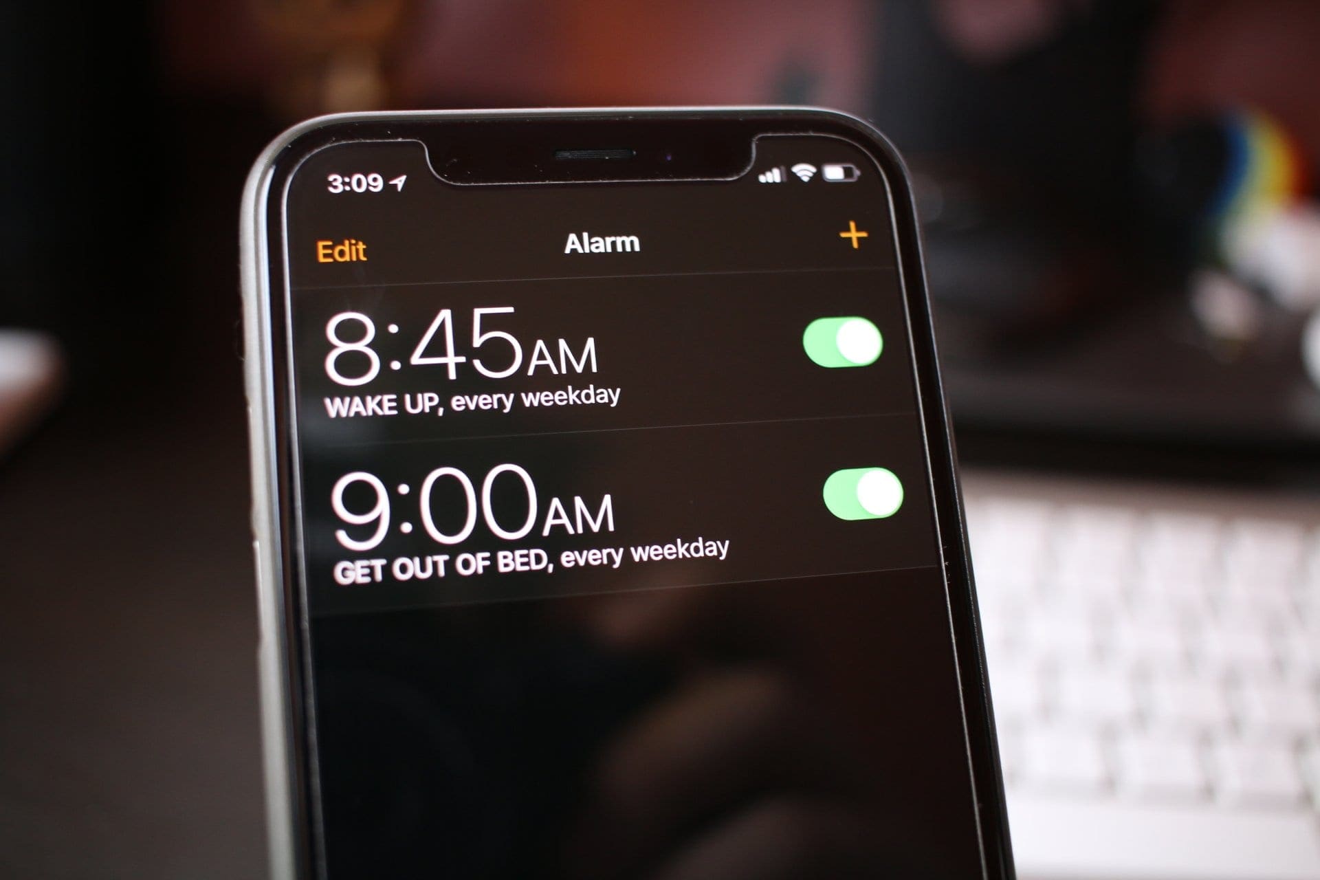 iphone alarm clock