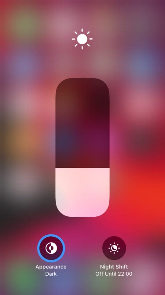 Dark appearance button in iOS 13 Control Center