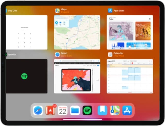iPad Pro App Switcher view showing numerous apps to close