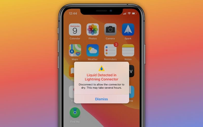 liquid detected in lightning connector iphone 13
