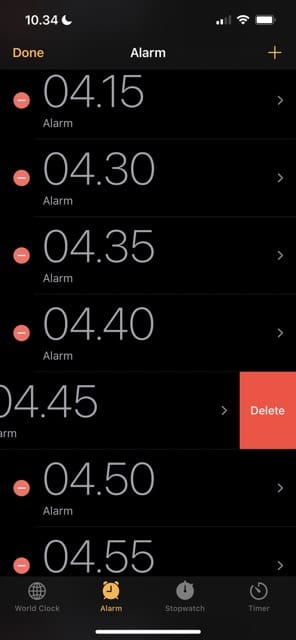 The option to delete an alarm in the iPhone Clock app