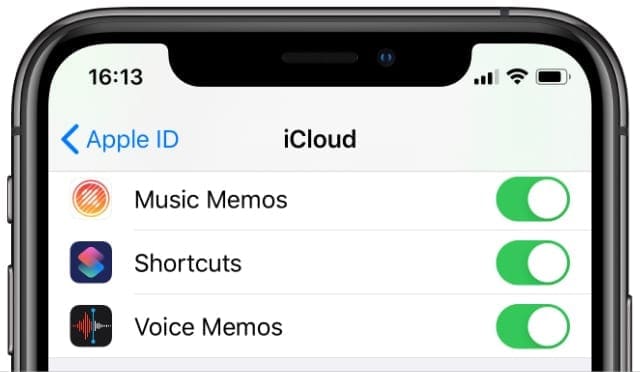 Voice Memos Not Syncing From Your Apple Watch? 6 Steps to Fix It