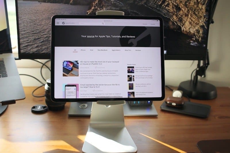 iPad Pro on Desk Facing Forward