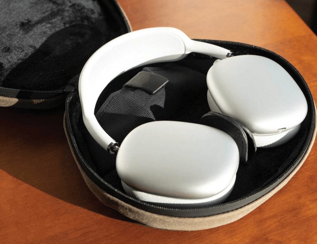 The Best AirPods Max Cases For 2021 - AppleToolBox