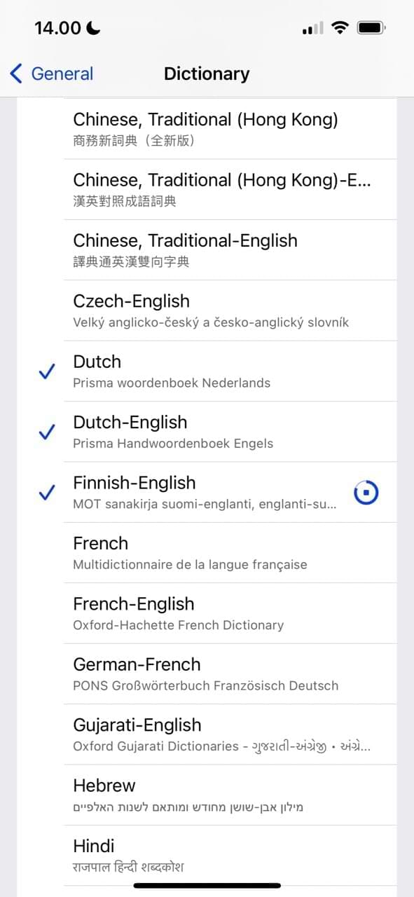 Dictionary languages in iOS 16