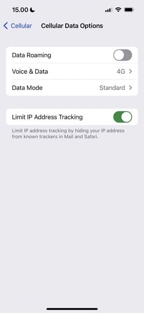 screenshot showing the data roaming toggle on iphone