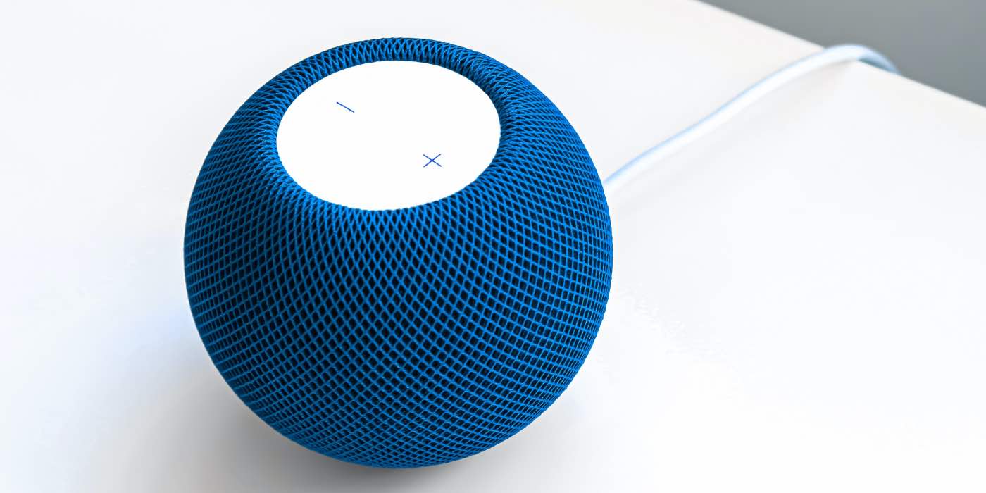 Photo of the HomePod Mini on a table
