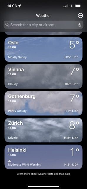 Screenshot showing a city in the Weather app