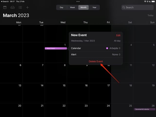 Screenshot showing how to delete an event in Apple Calendar on iPad