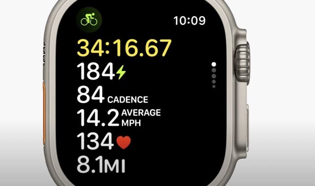 The Cycling Speed and Cadence View on an Apple Watch