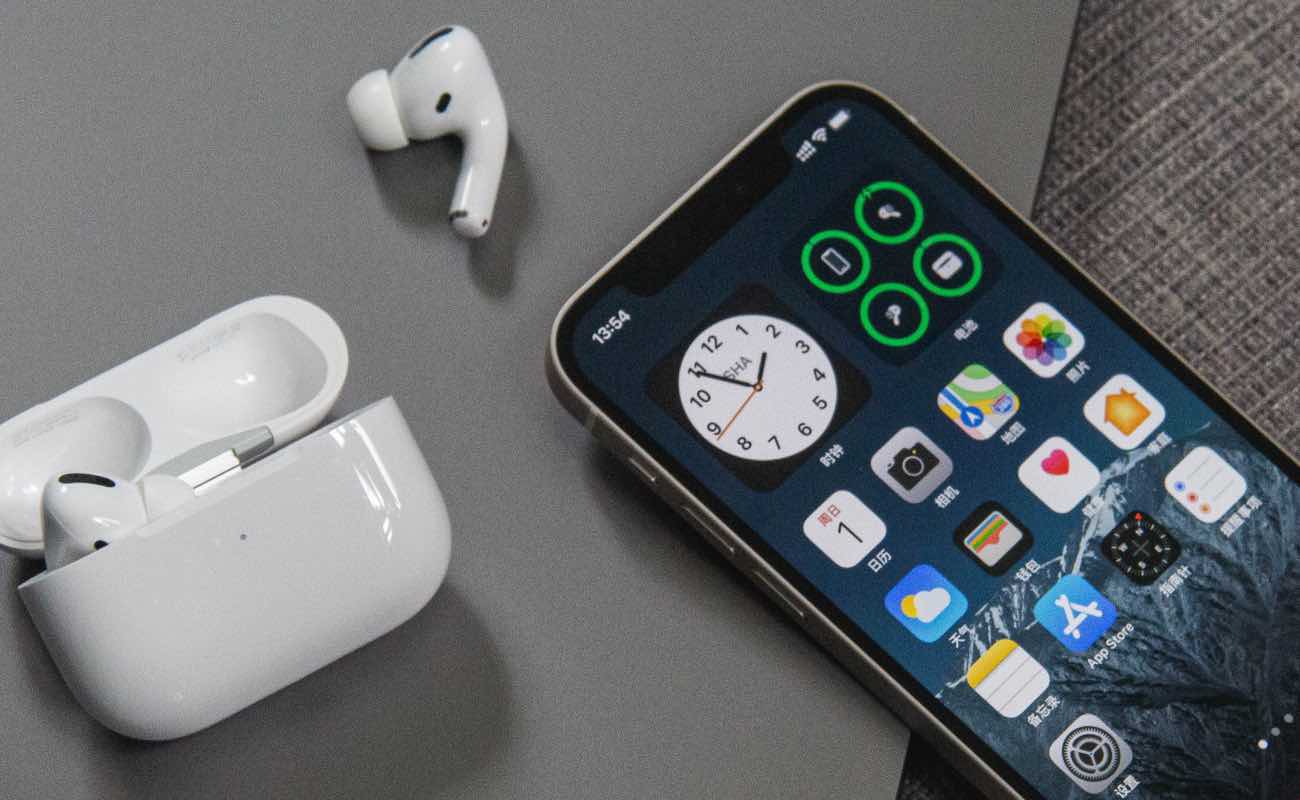 How to connect my cheap airpods to another iphone